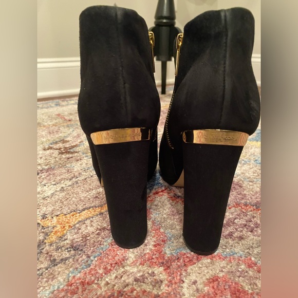 Micheal Kors booties - Picture 5 of 6